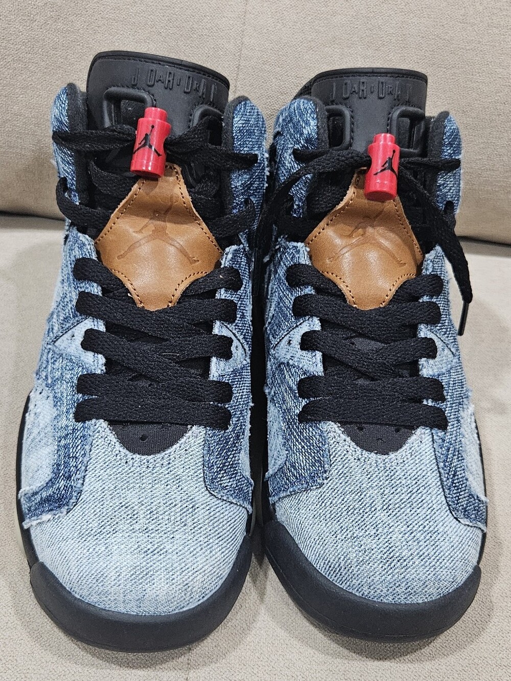 Jordan 6 Retro Washed Denim SIZE 4.5 Youth